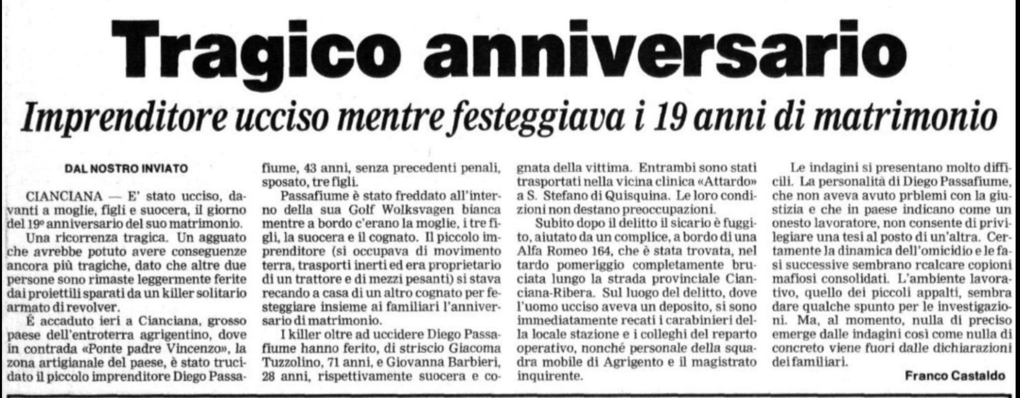 Ritaglio di giornale sull’anniversario di matrimonio.